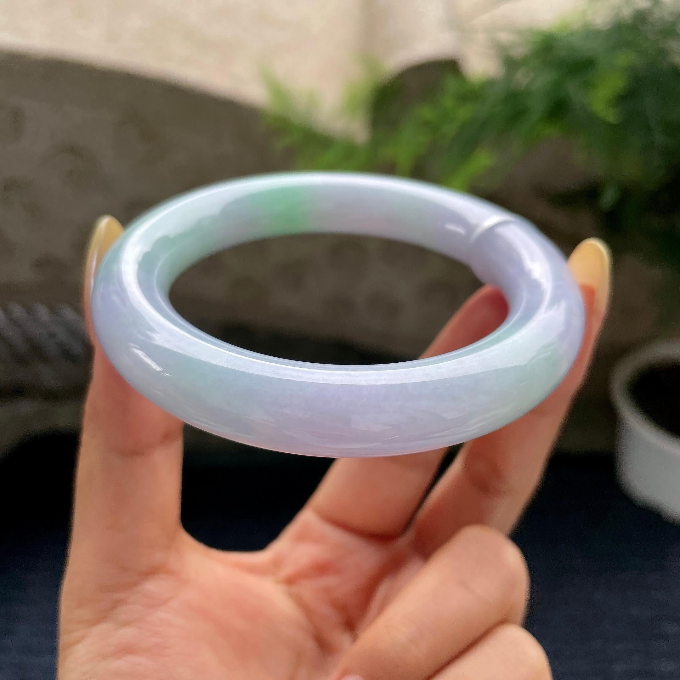 细糯种春彩圆条手镯57.3圈 天然缅甸A货翡翠（yc489142）