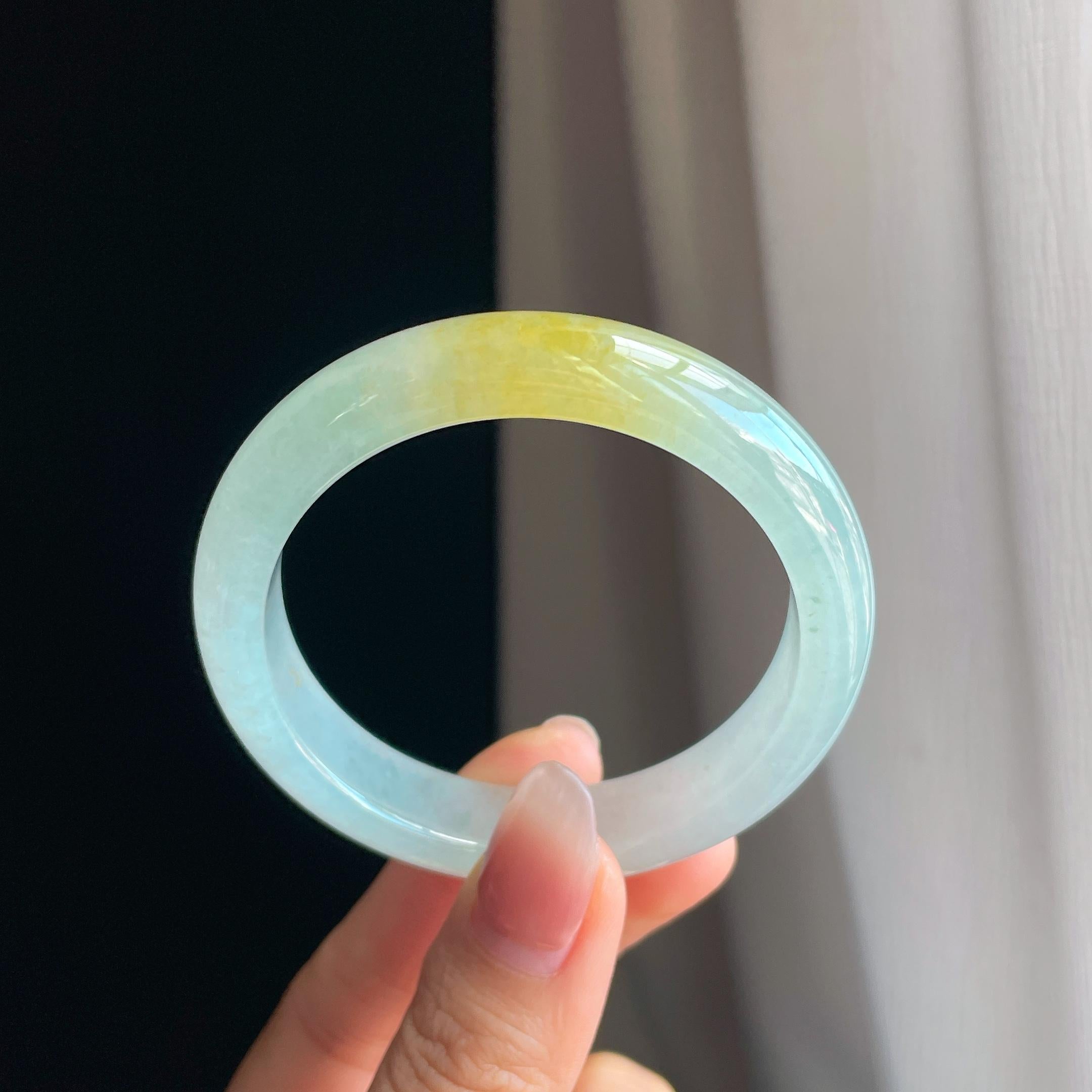 冰种黄翡翡翠平安镯（52mm）（yc316766）