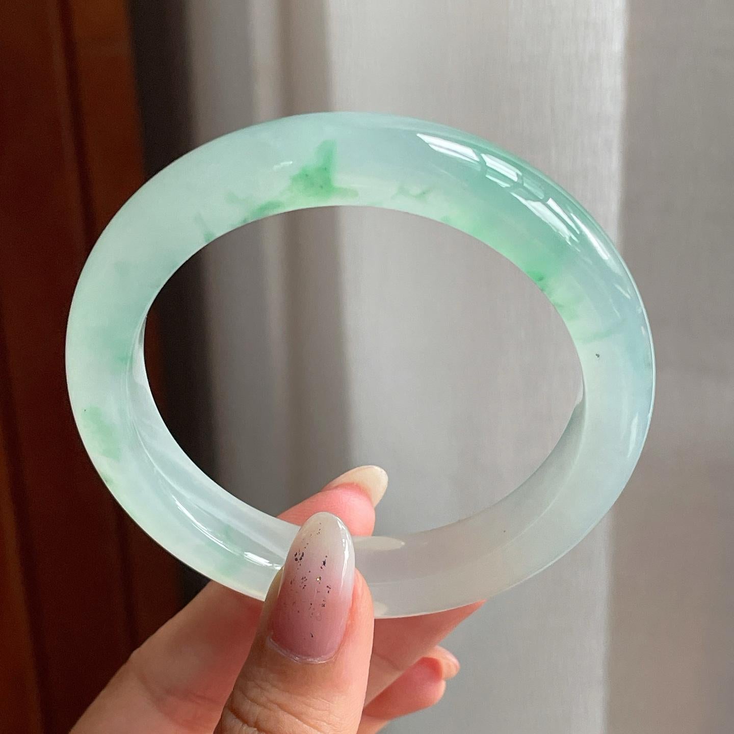 冰种飘绿花翡翠平安镯（56mm）（yc206754）