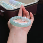 糯冰飘花正圈翡翠手镯（56mm）（yc017399）