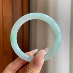 糯冰淡晴底飘花翡翠圆条（53.8mm）（yc270318）