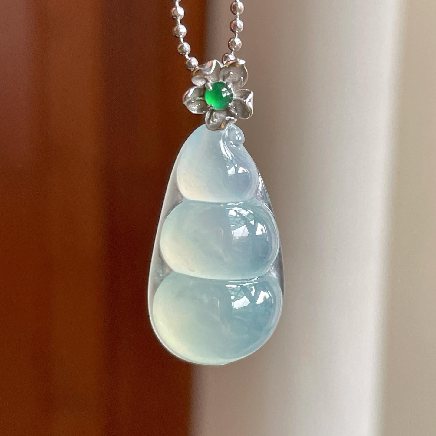 18k金扣头冰种晴底翡翠豆子（yc363634）