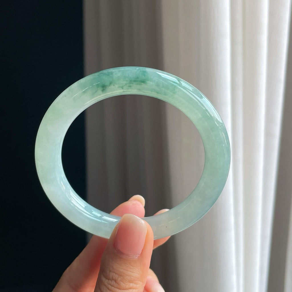 冰种飘花圆条翡翠手镯（56.6mm）（yc389491）