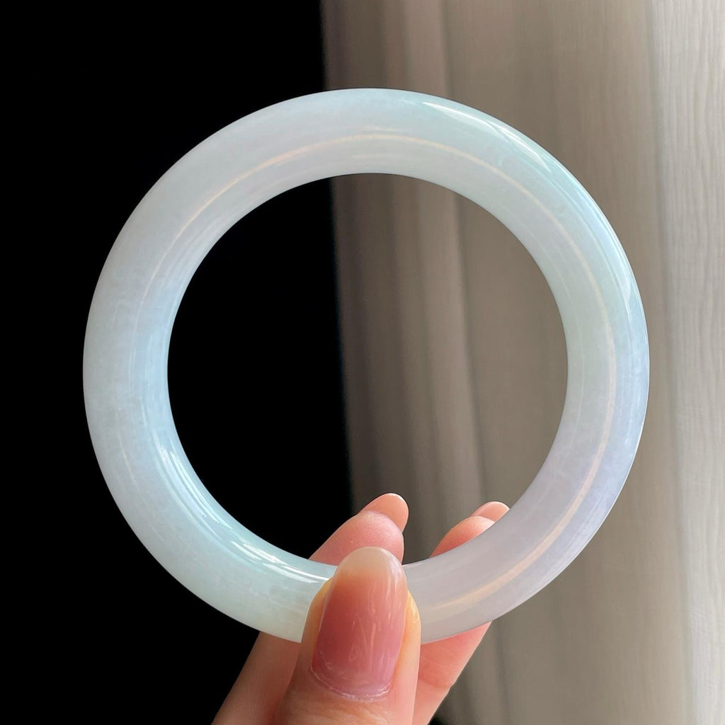 糯冰淡底色翡翠圆条手镯（56mm）（yc346535）