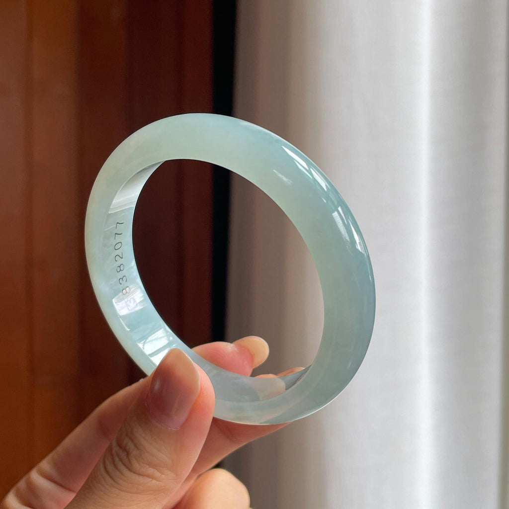 糯冰种淡底色翡翠平安镯(56.7mm)（yc423124）