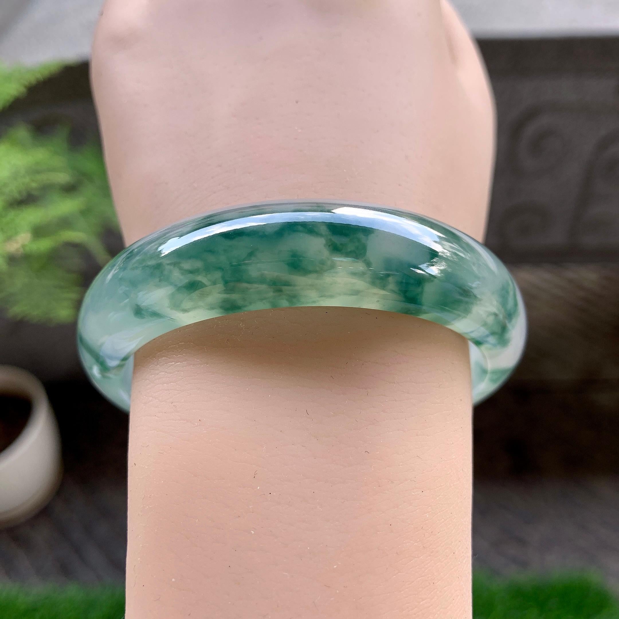糯冰种飘花宽版轮胎手镯（56.8mm）（yc223276）