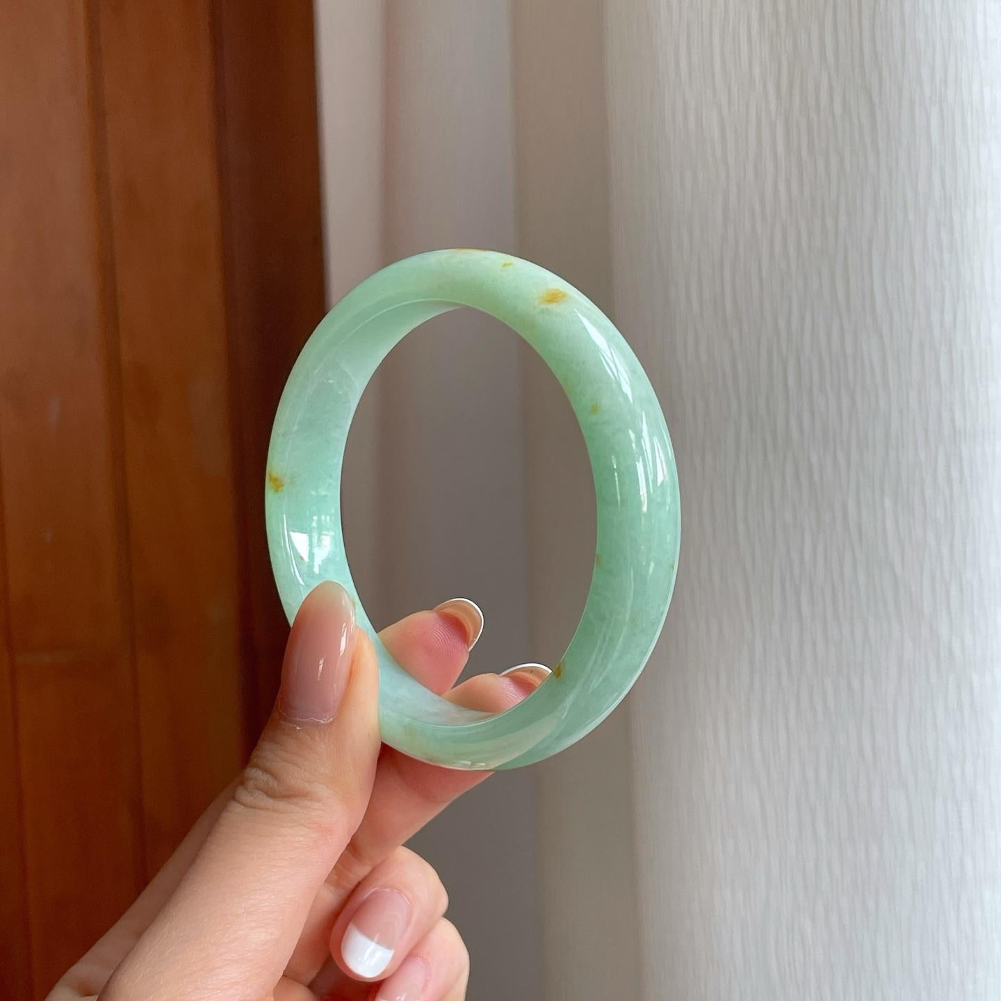 糯冰晴底洒金翡翠平安镯（56mm)（yc373890）