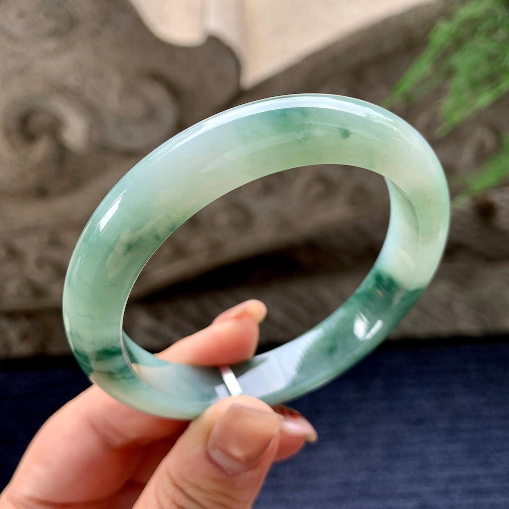 大圈口 细糯种飘绿花正圈平安镯 58圈口 天然缅甸A货翡翠（yc357746）