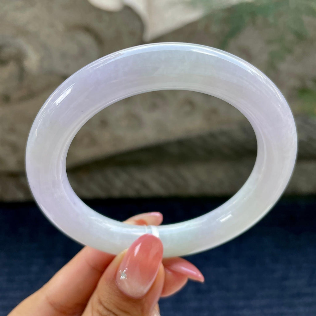 大圈口    糯种淡春彩圆条手镯58.1圈      天然缅甸A货翡翠（yc424779）