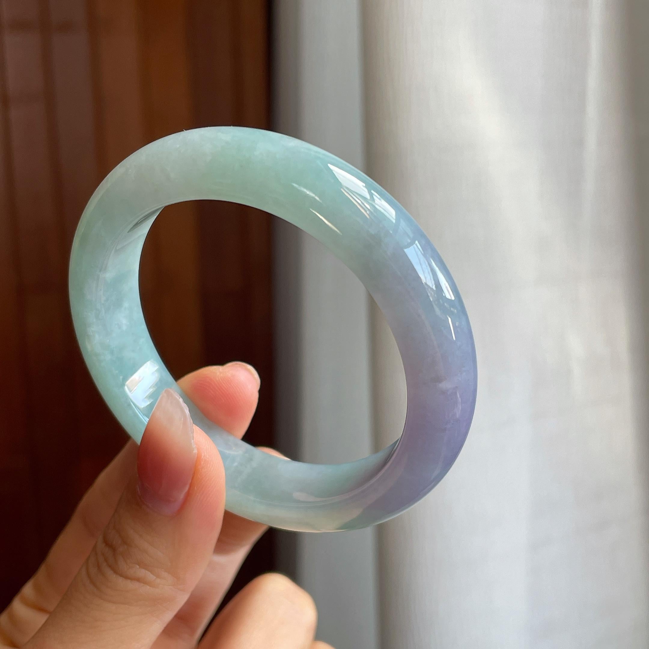 糯冰淡春底翡翠平安镯（54.4mm)（yc316085）