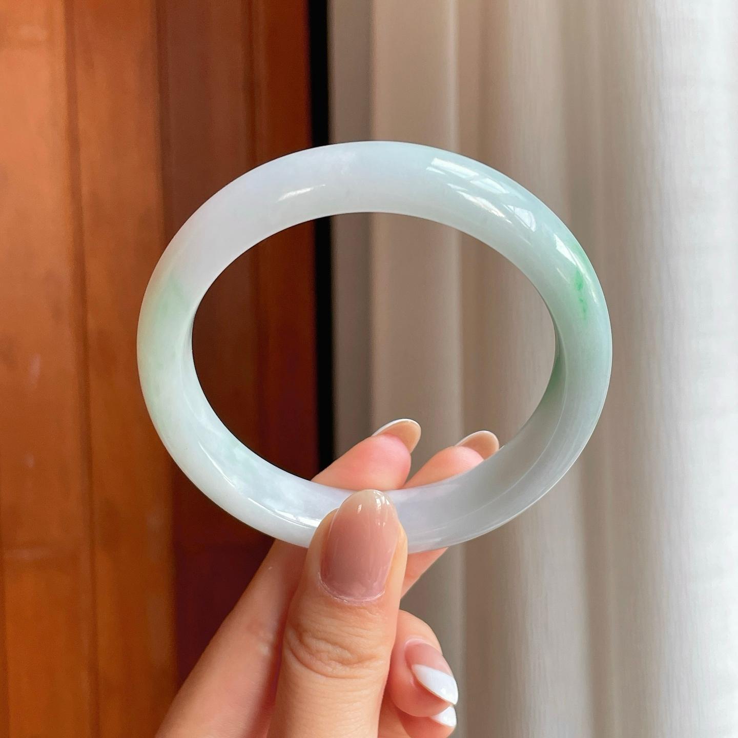 糯冰带色翡翠平安镯（58mm）（yc374051）