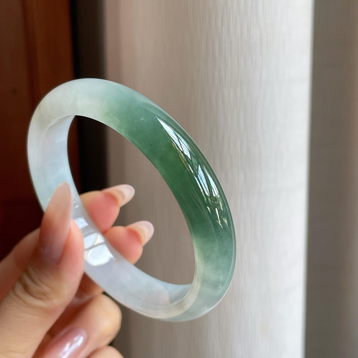 糯冰带色翡翠平安镯（59.5mm）（yc282557）