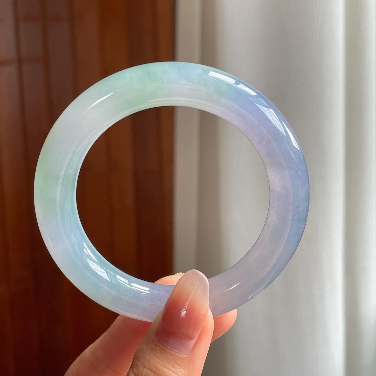 冰种春带彩翡翠圆条手镯（55mm）（yc344026）