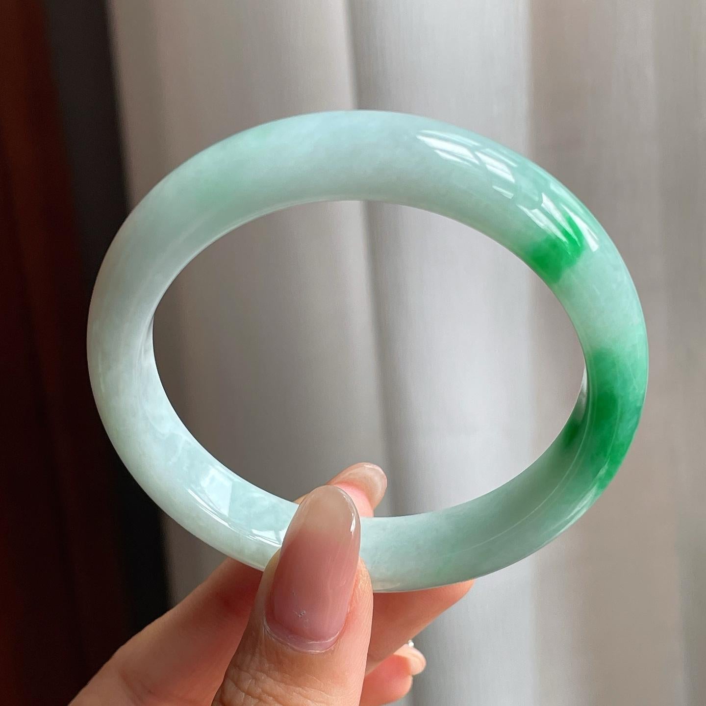 糯冰种带色翡翠平安镯（52mm）
