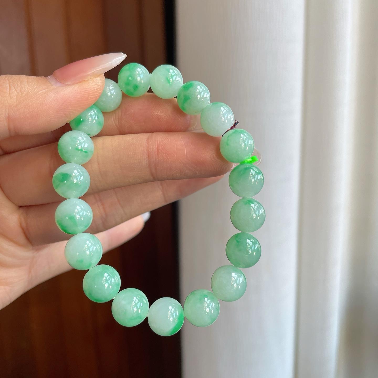 糯冰种飘绿花翡翠珠串手串（yc266574）