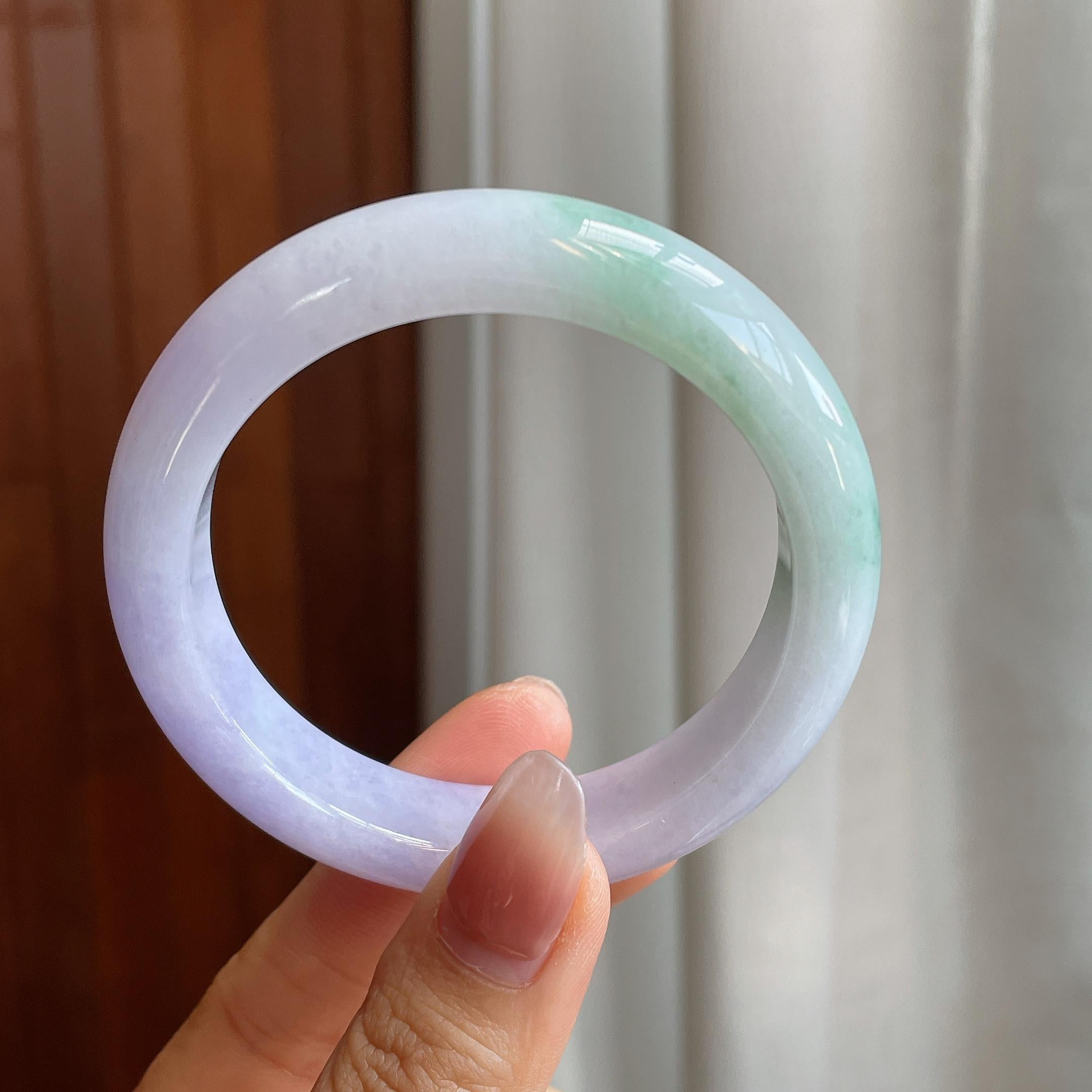 糯冰春带彩翡翠平安镯（54mm)（yc316585）