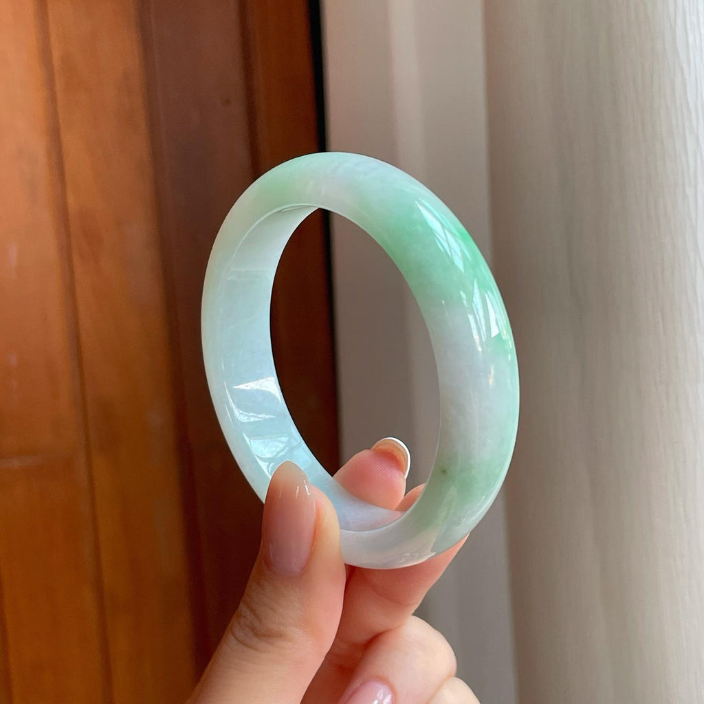 糯冰白底青翡翠平安镯（54.4mm)（yc366100）