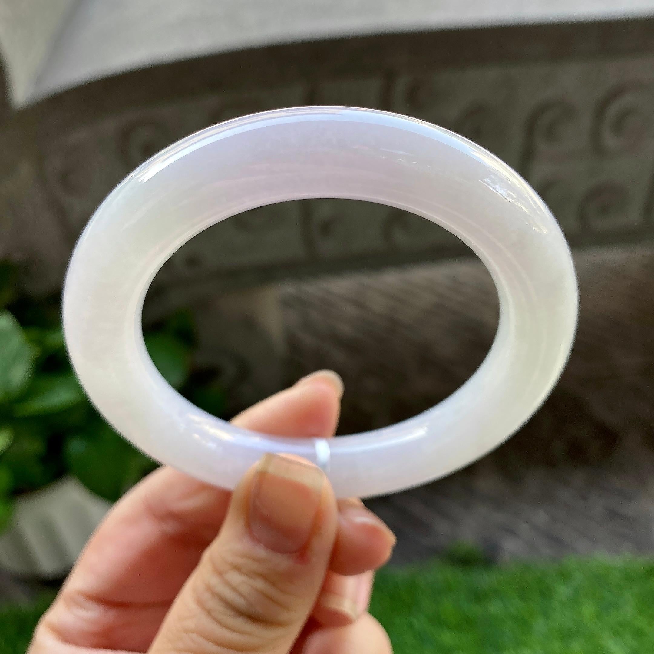 细糯种淡粉底圆条手镯（54.3mm）（yc304774）