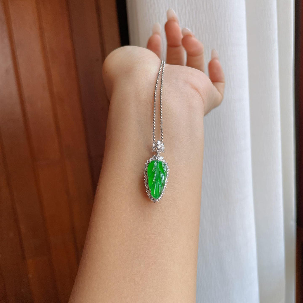 18k金钻镶冰种满绿翡翠叶子（yc267497）