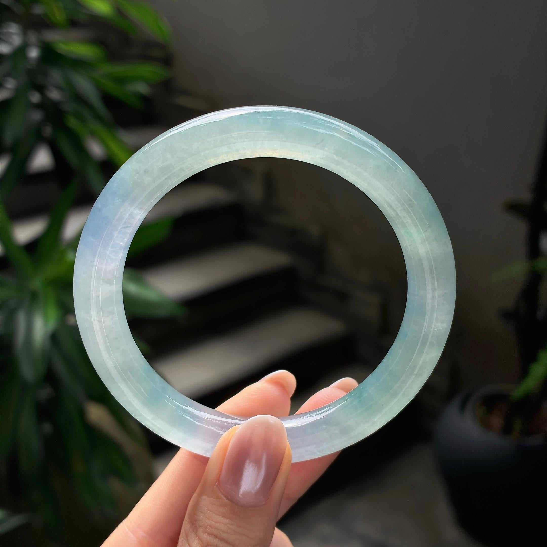 冰种带一抹紫特色圆条手镯 56圈 天然缅甸A货翡翠（yc522261）