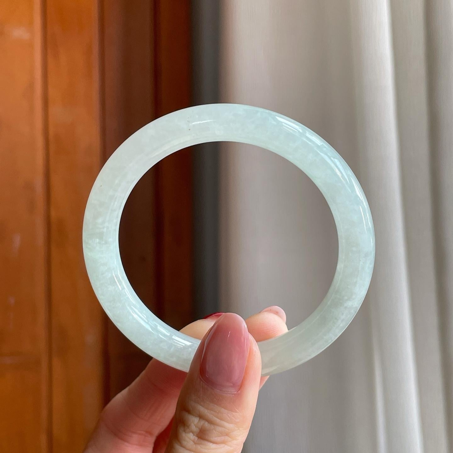 糯冰晴底翡翠美人条（53.3mm）（yc303077）