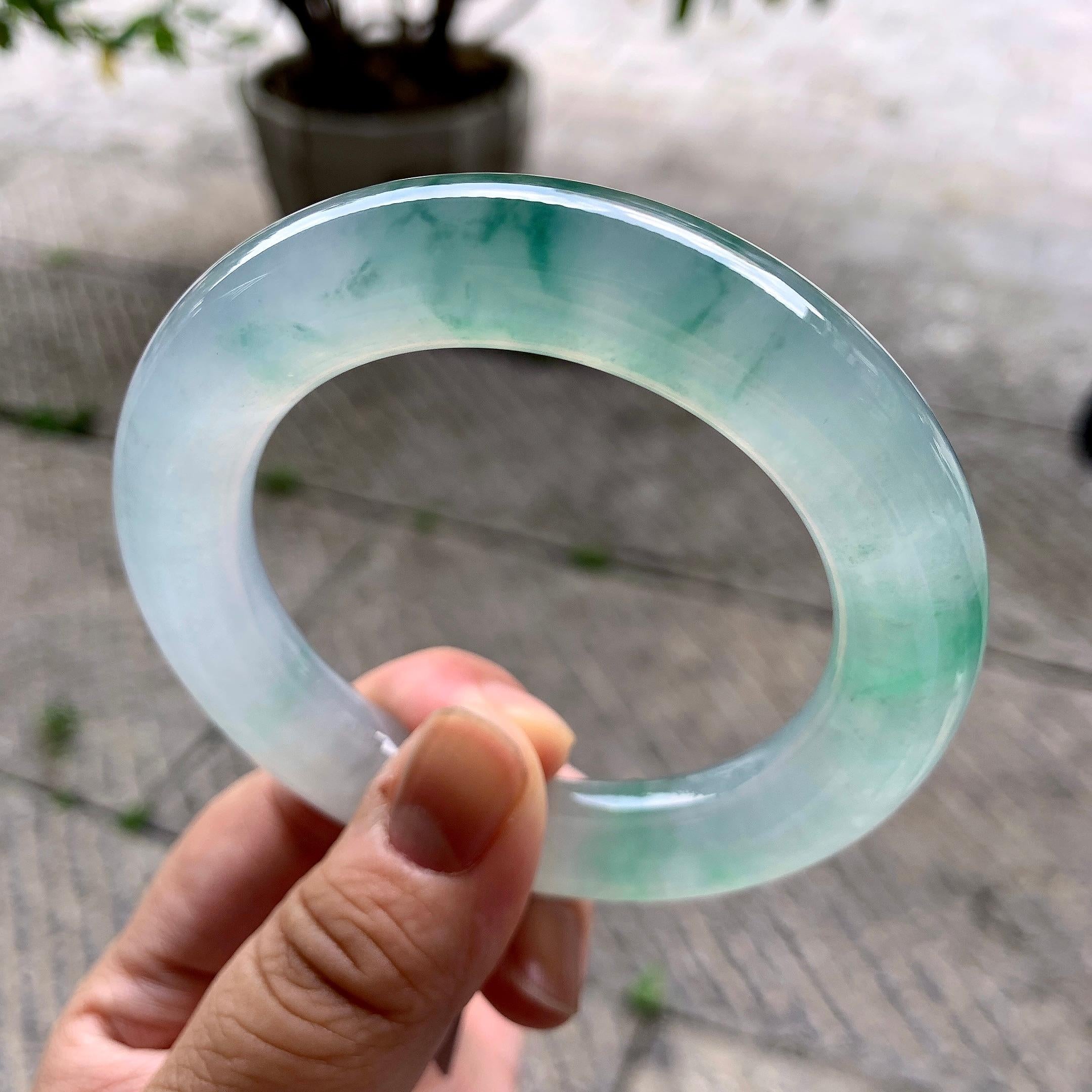冰种飘花圆条手镯（55mm）（yc200091）