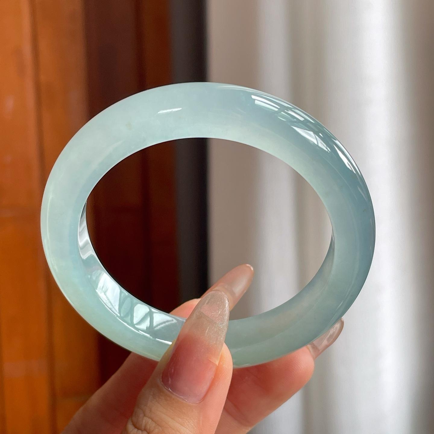 冰种蓝晴底翡翠平安镯（56mm）（yc212542）