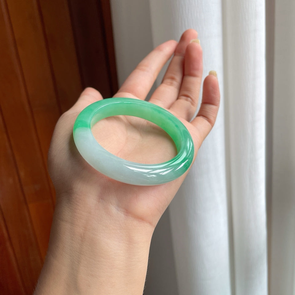 糯冰果绿翡翠平安镯（50.7mm）（yc175293）