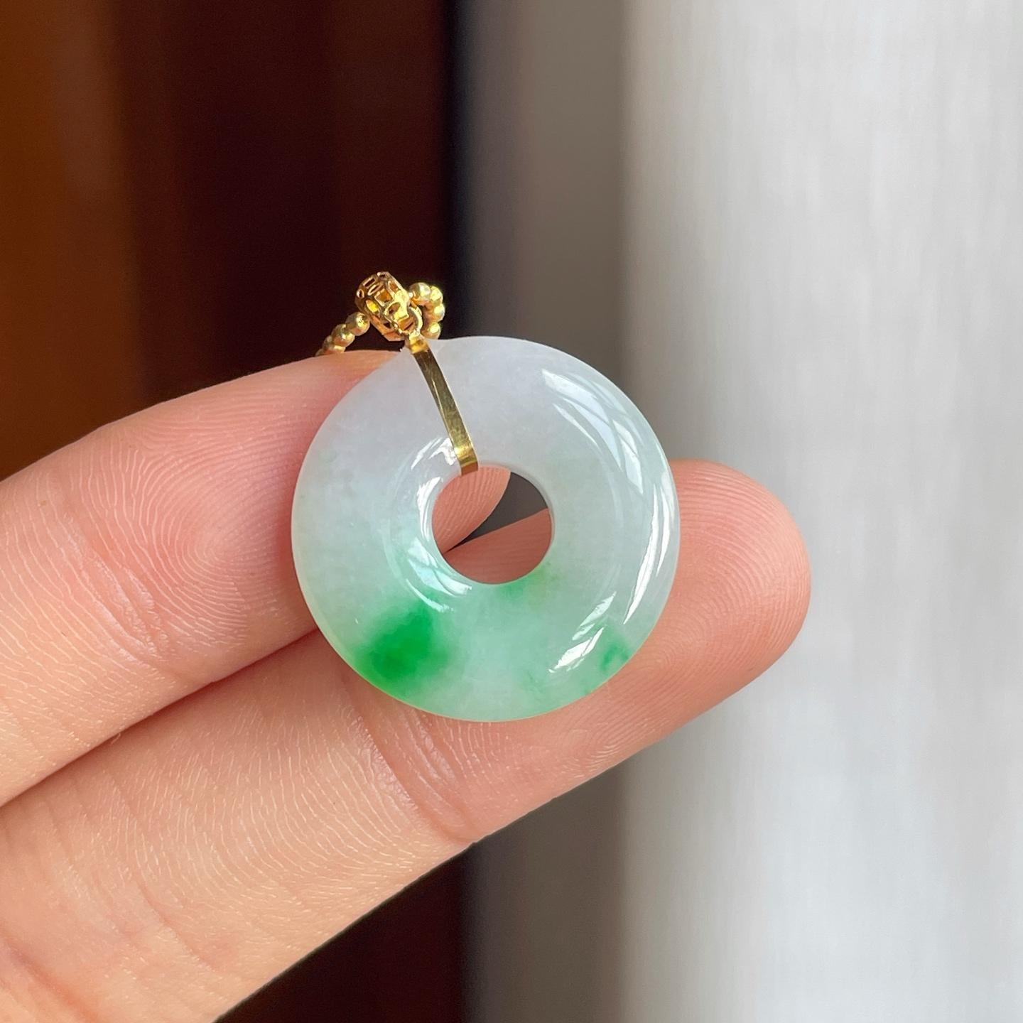 18k金扣糯冰飘绿花翡翠甜甜圈（yc251742）