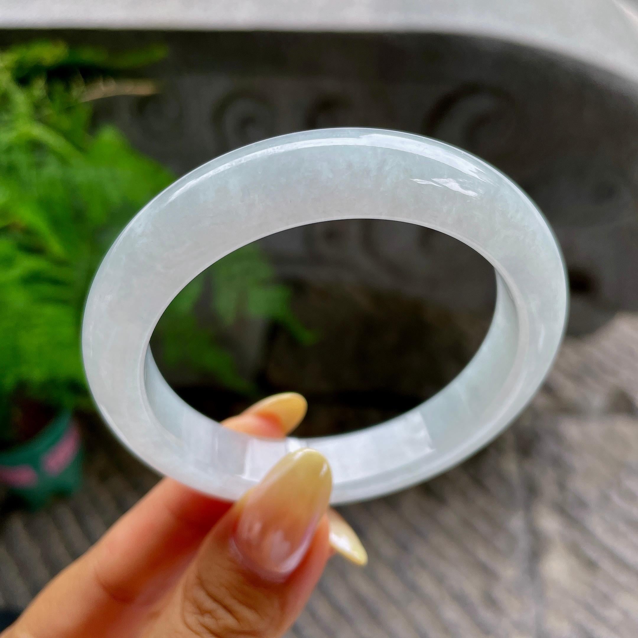糯冰种带底色正圈平安镯57.4圈 天然缅甸A货翡翠（yc469527）