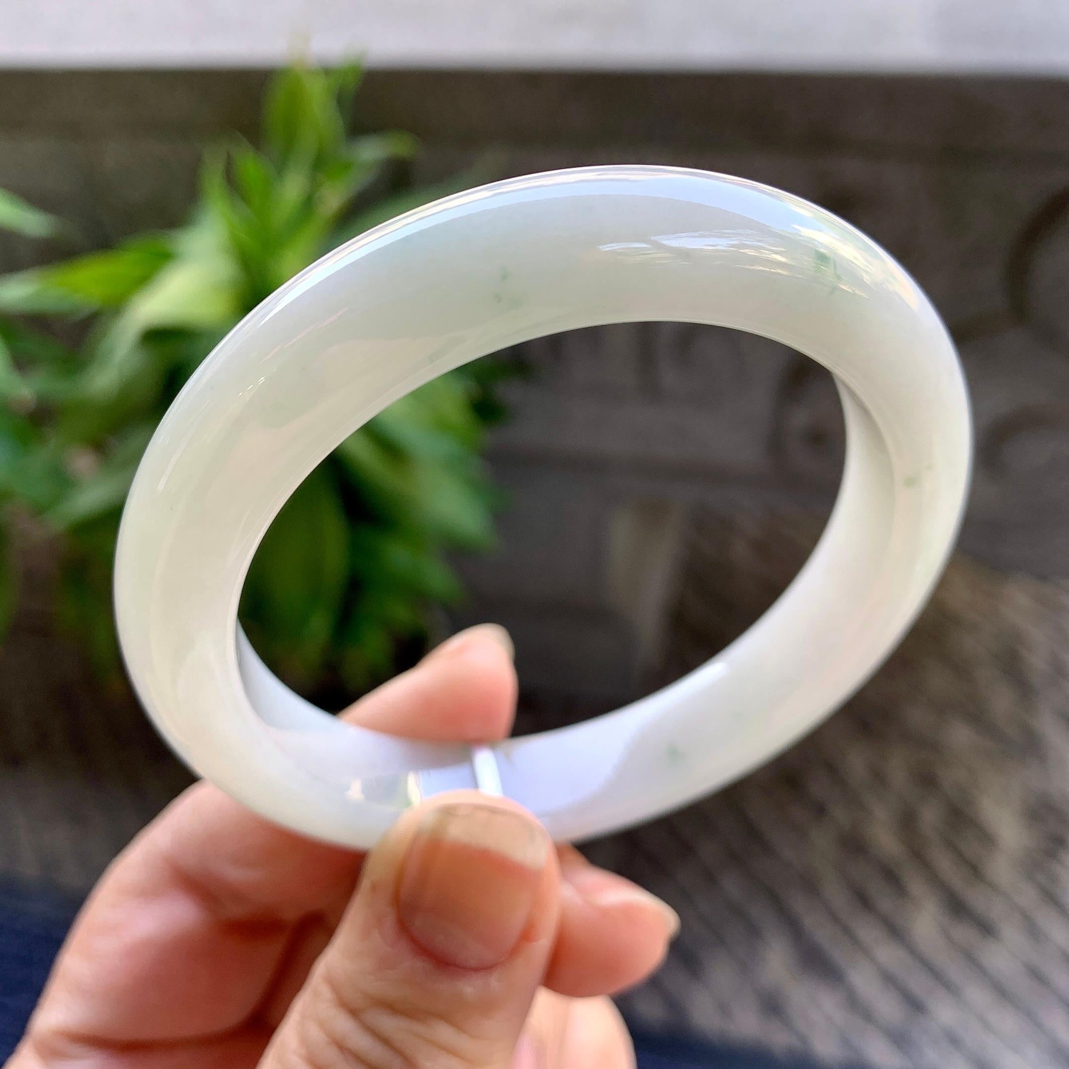 细糯种飘绿花正圈平安镯55.2圈口 天然缅甸A货翡翠（yc330326）