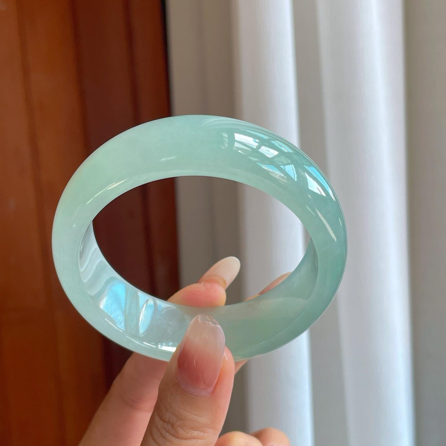 糯冰蓝晴底宽版翡翠平安镯（58mm）（yc274559）