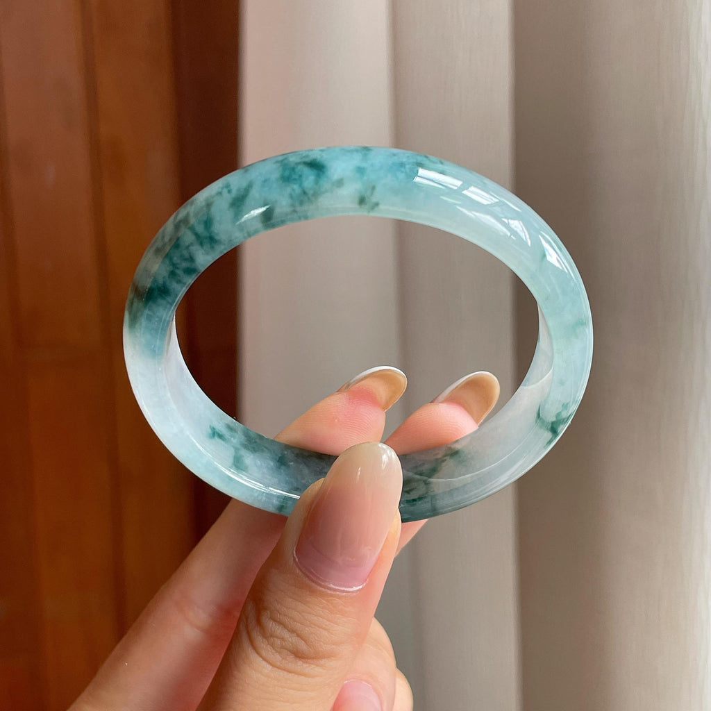 糯冰飘花翡翠贵妃镯 52圈（yc428237）