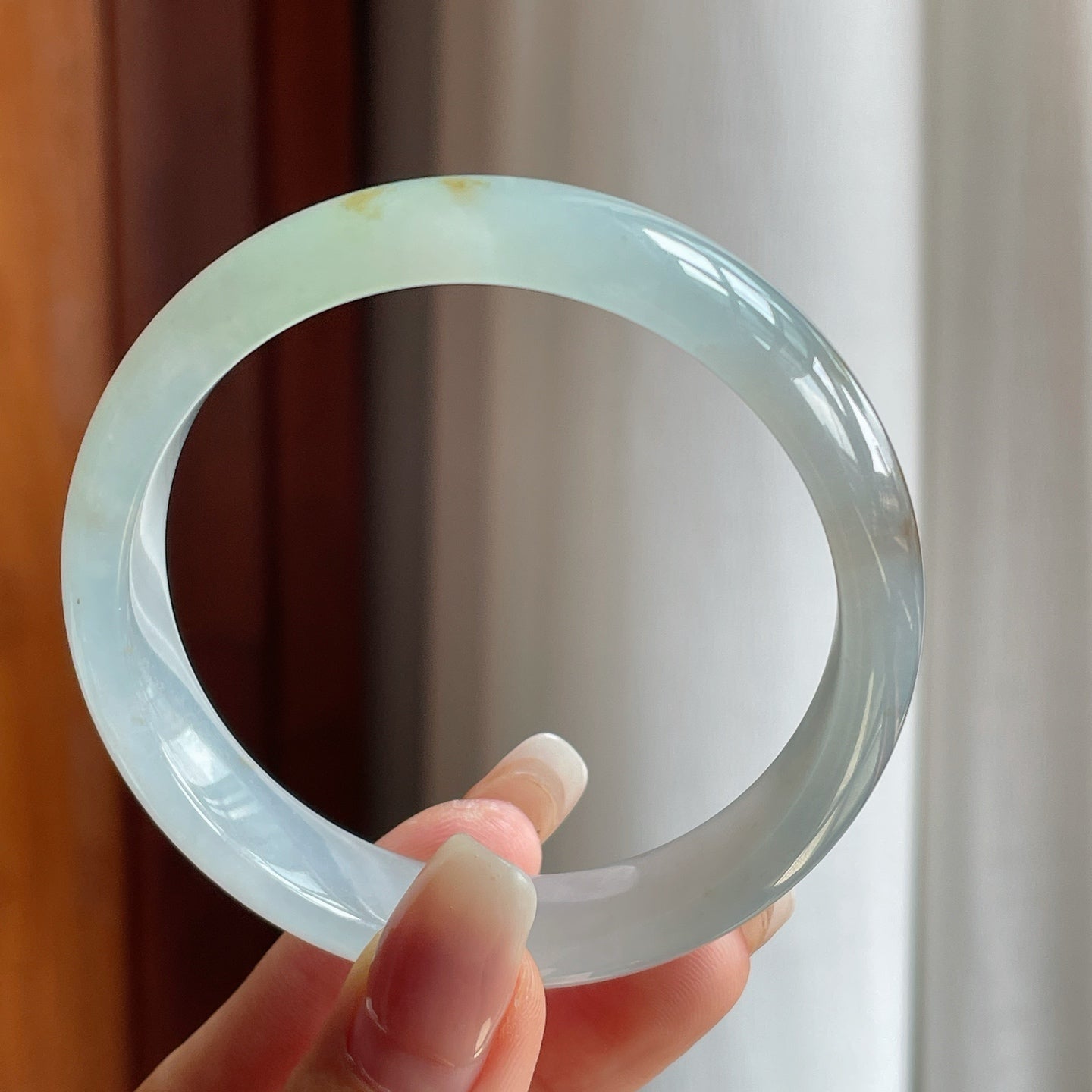 糯冰湖水绿带黄翡平安镯（56mm）