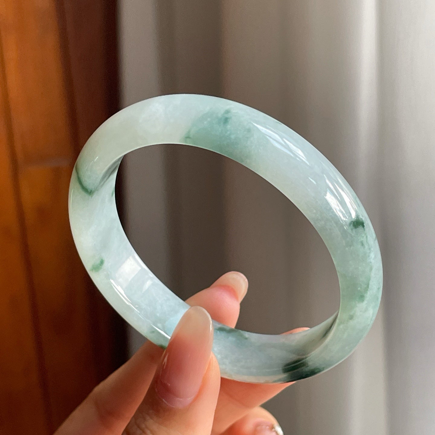 糯冰种飘花翡翠贵妃平安镯（53mm）