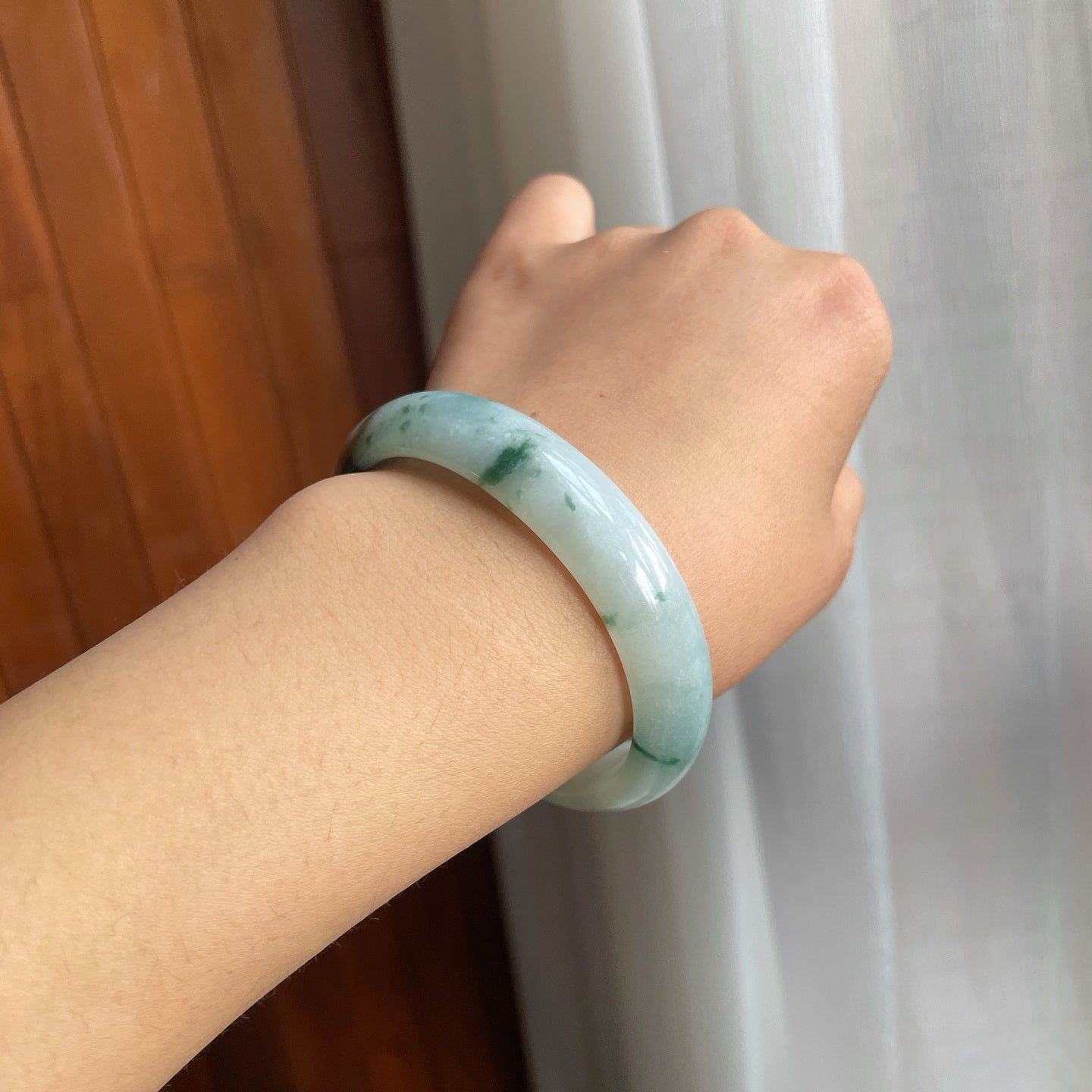 糯冰种飘花翡翠贵妃平安镯（53mm）