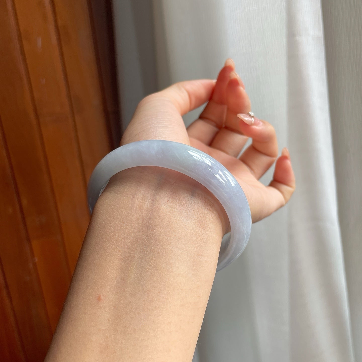 糯冰种淡紫底翡翠平安镯（58mm）