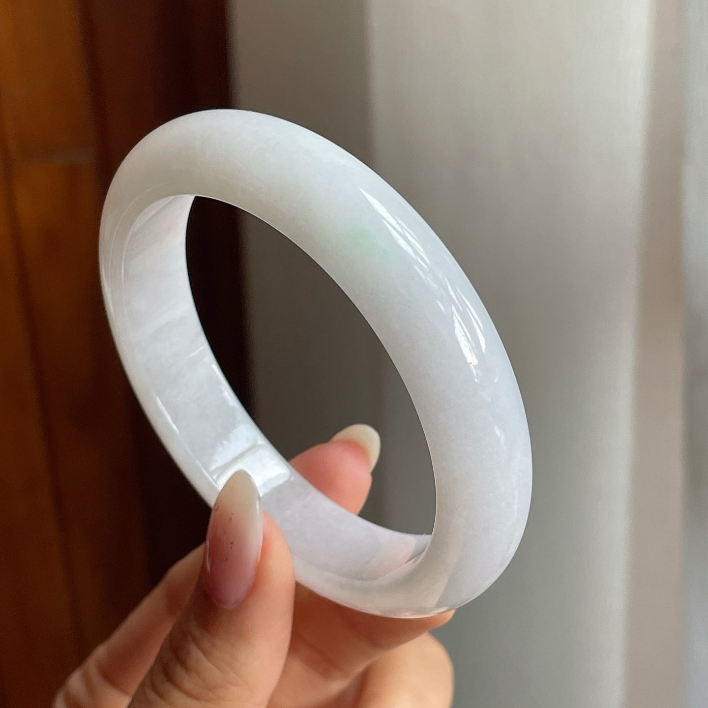 糯冰种淡春翡翠平安镯（55mm）