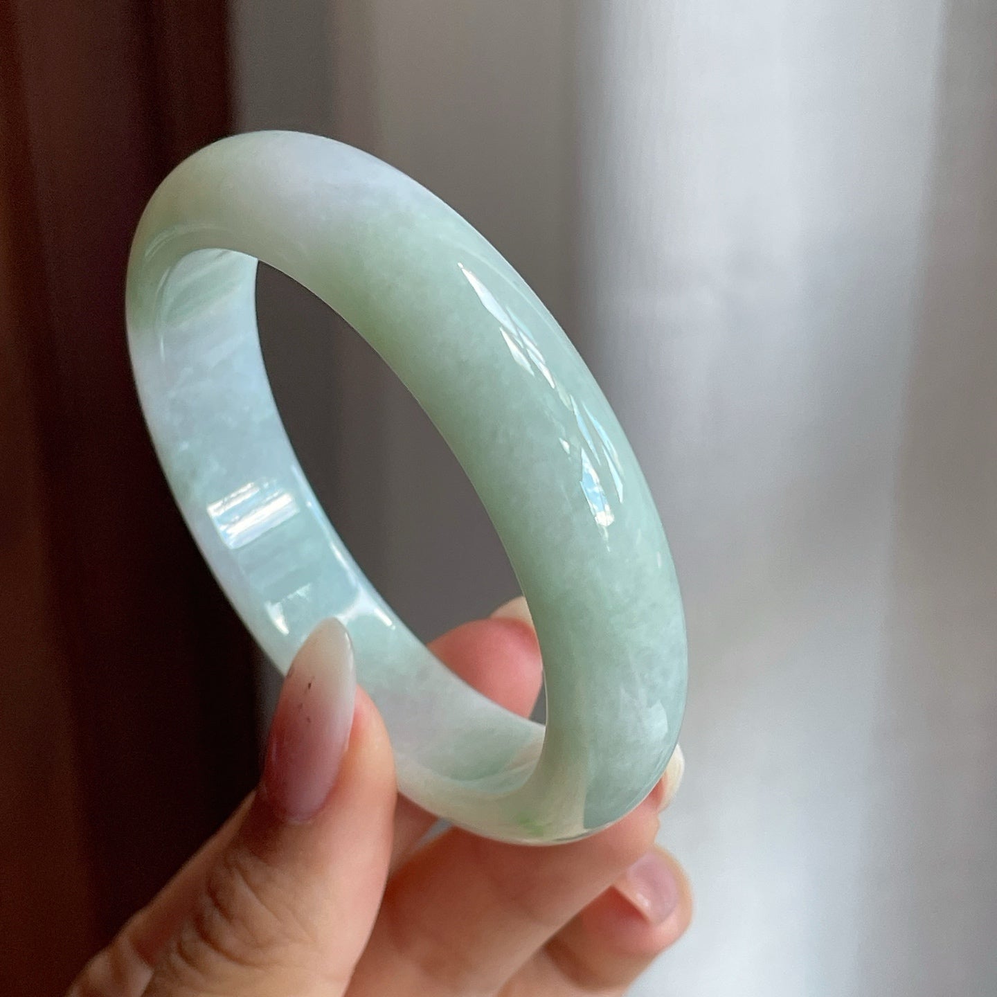 糯冰种晴底飘绿花翡翠平安镯（53mm）