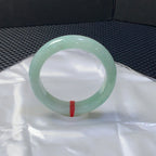 糯化晴底翡翠平安镯 编号: 24112504-4002 具体尺寸：53.5-12.7-8.8（wg0023555）