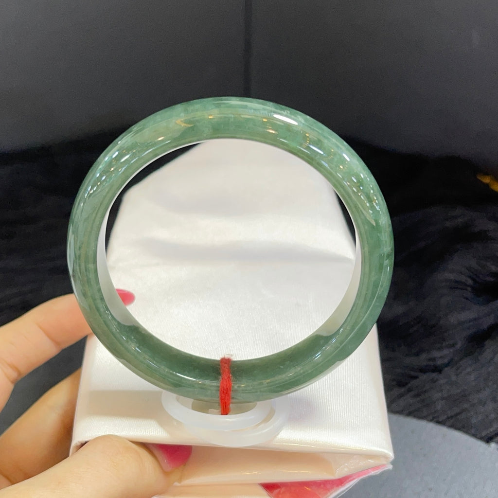 细糯油青翡翠平安镯，尺寸：59.2-12.4-8.2（wg0027427）