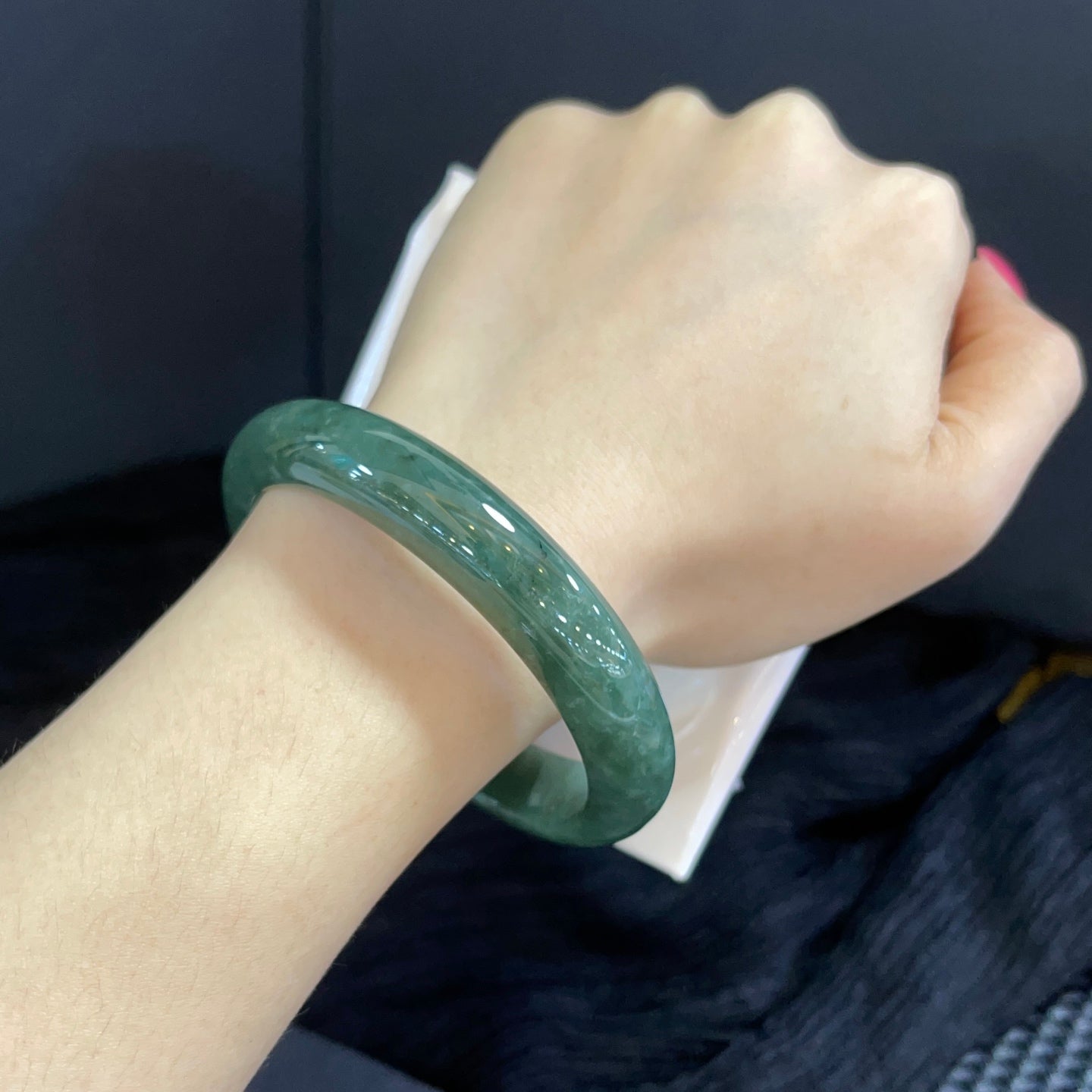 细糯油青翡翠平安镯，尺寸：59.2-12.4-8.2（wg0027427）