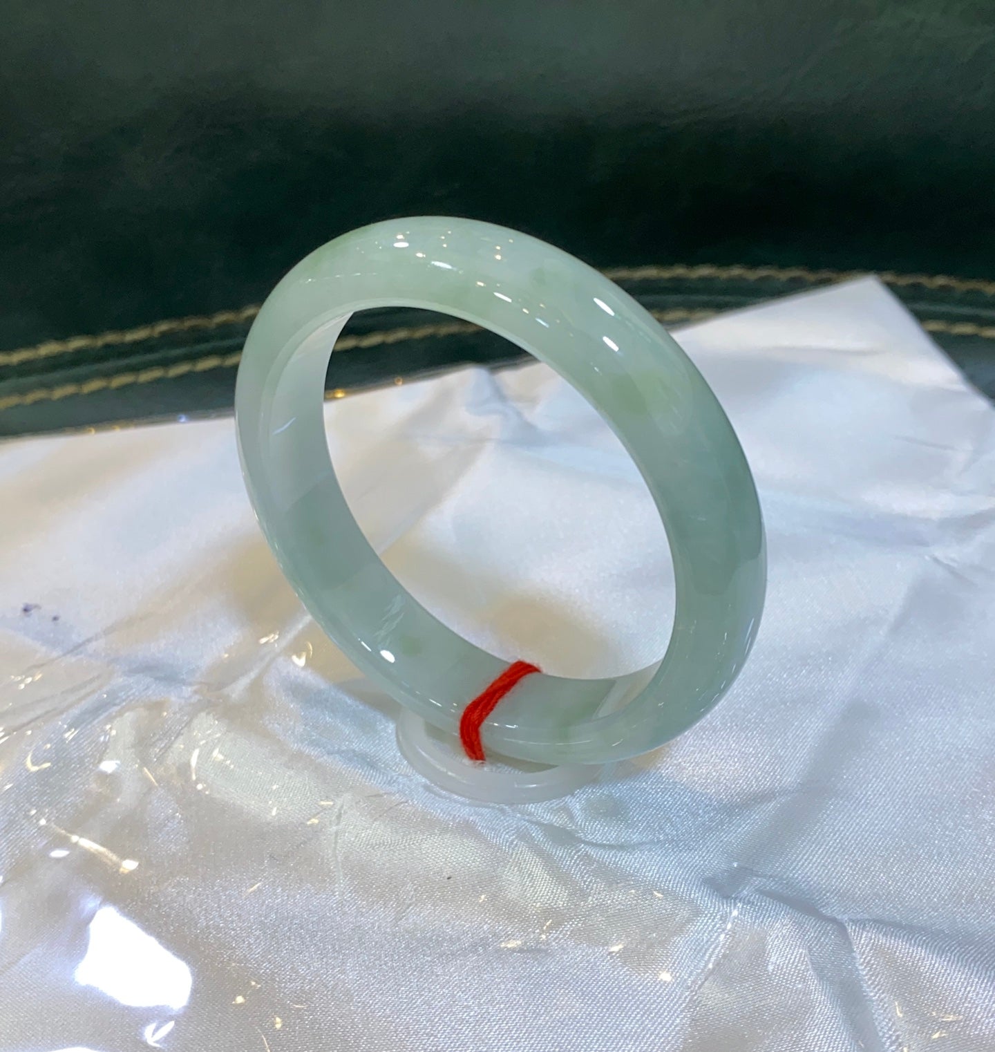 细糯晴底翡翠平安镯｜ 编号：24071203-5004 具体尺寸:55-12.5-7.5（wg0040734）