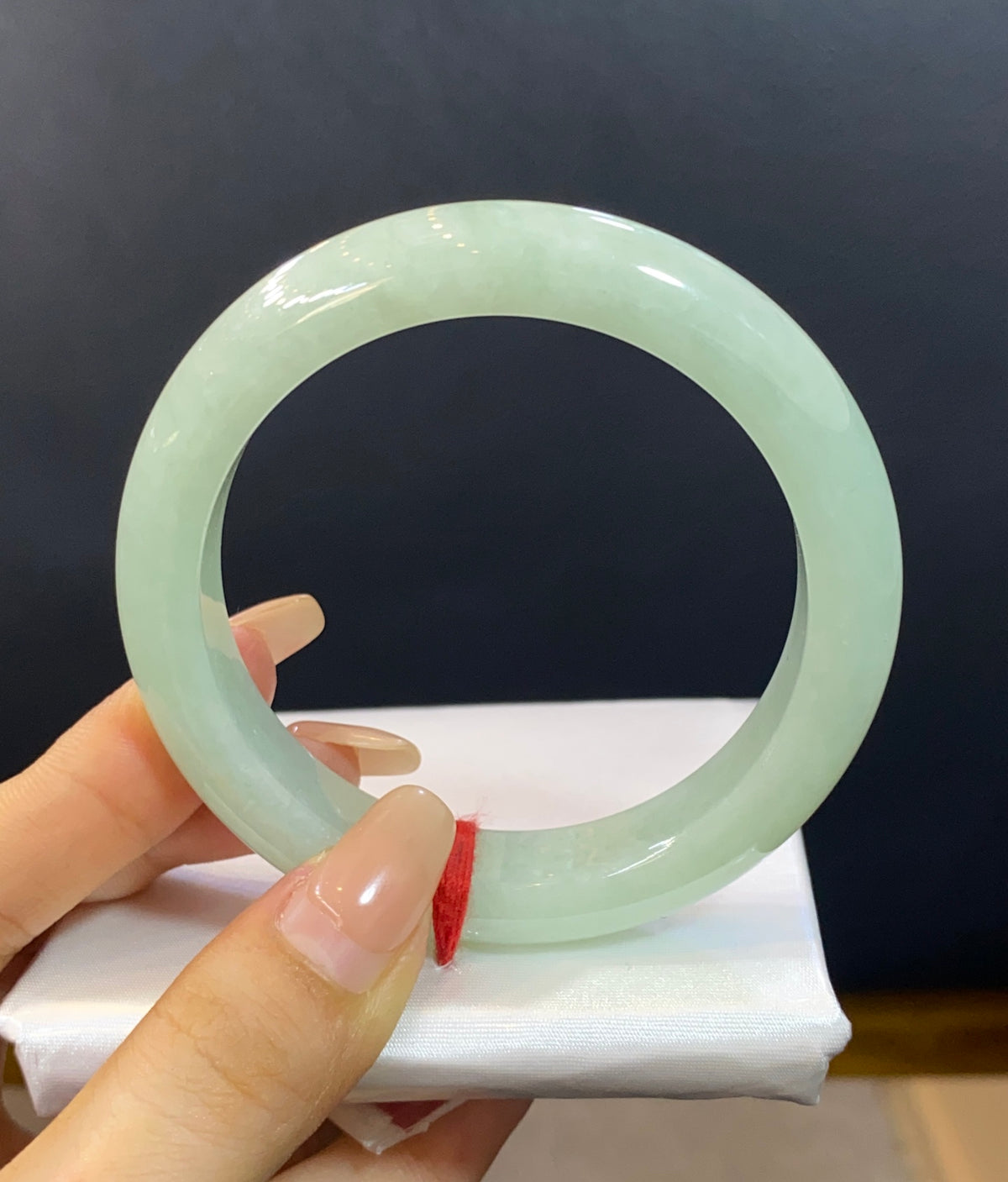 细糯甜绿翡翠平安镯 丽.️54-55 | 编号：24100901-2419 具体尺寸：54.8-11.8-8.7（wg0067288）
