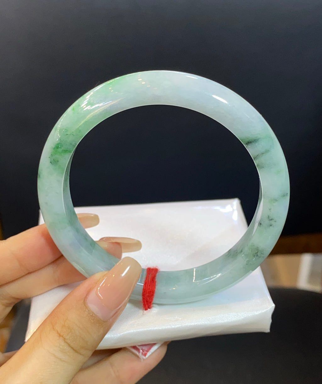 细糯飘花翡翠平安镯59-60 | 编号：23080718-47022 具体尺寸：60-11-8（wg0067435）