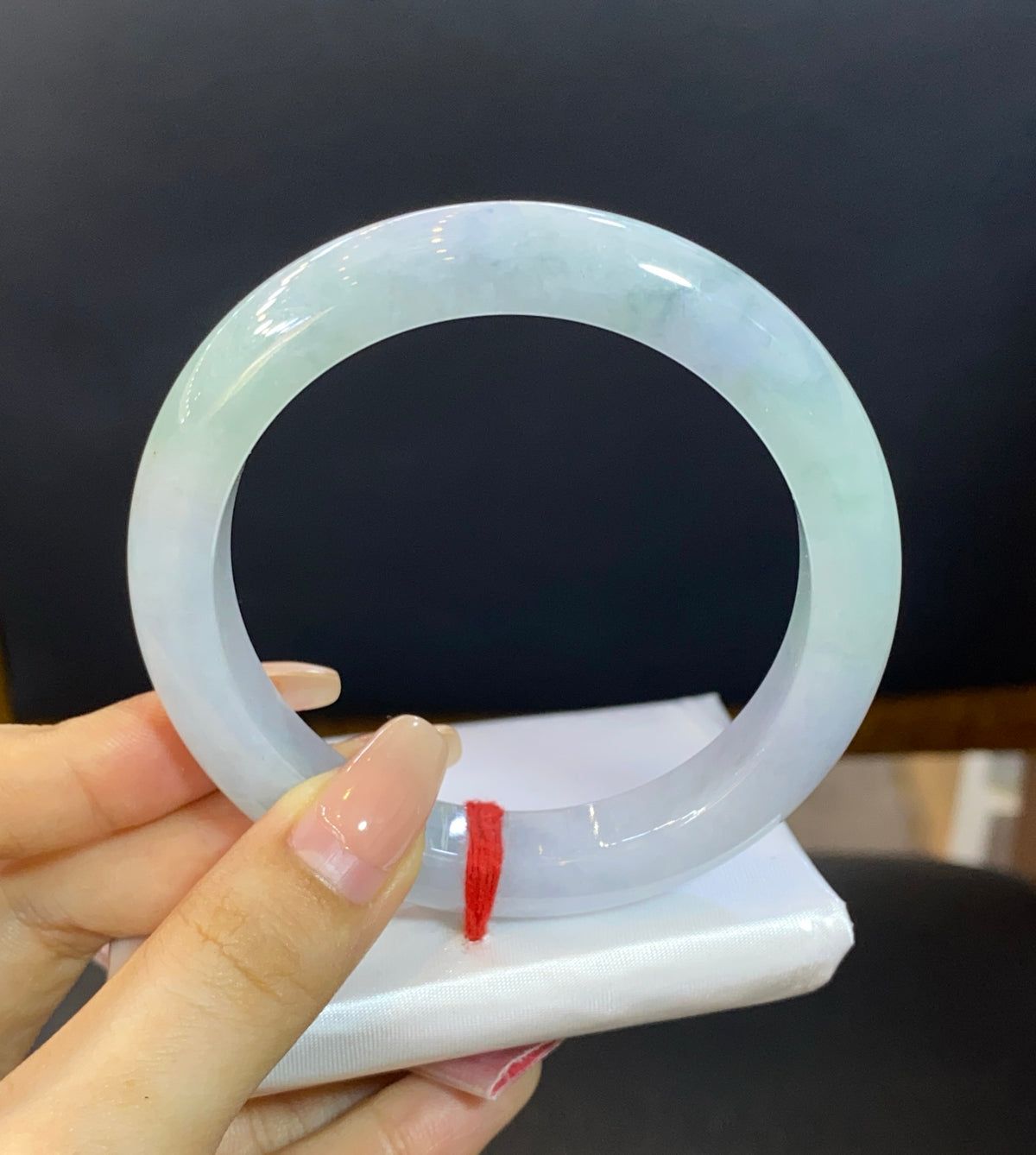 细糯春彩翡翠平安镯57-58 | 编号：23080620-29013 具体尺寸：58.4-11.7-9.3（wg0067427）
