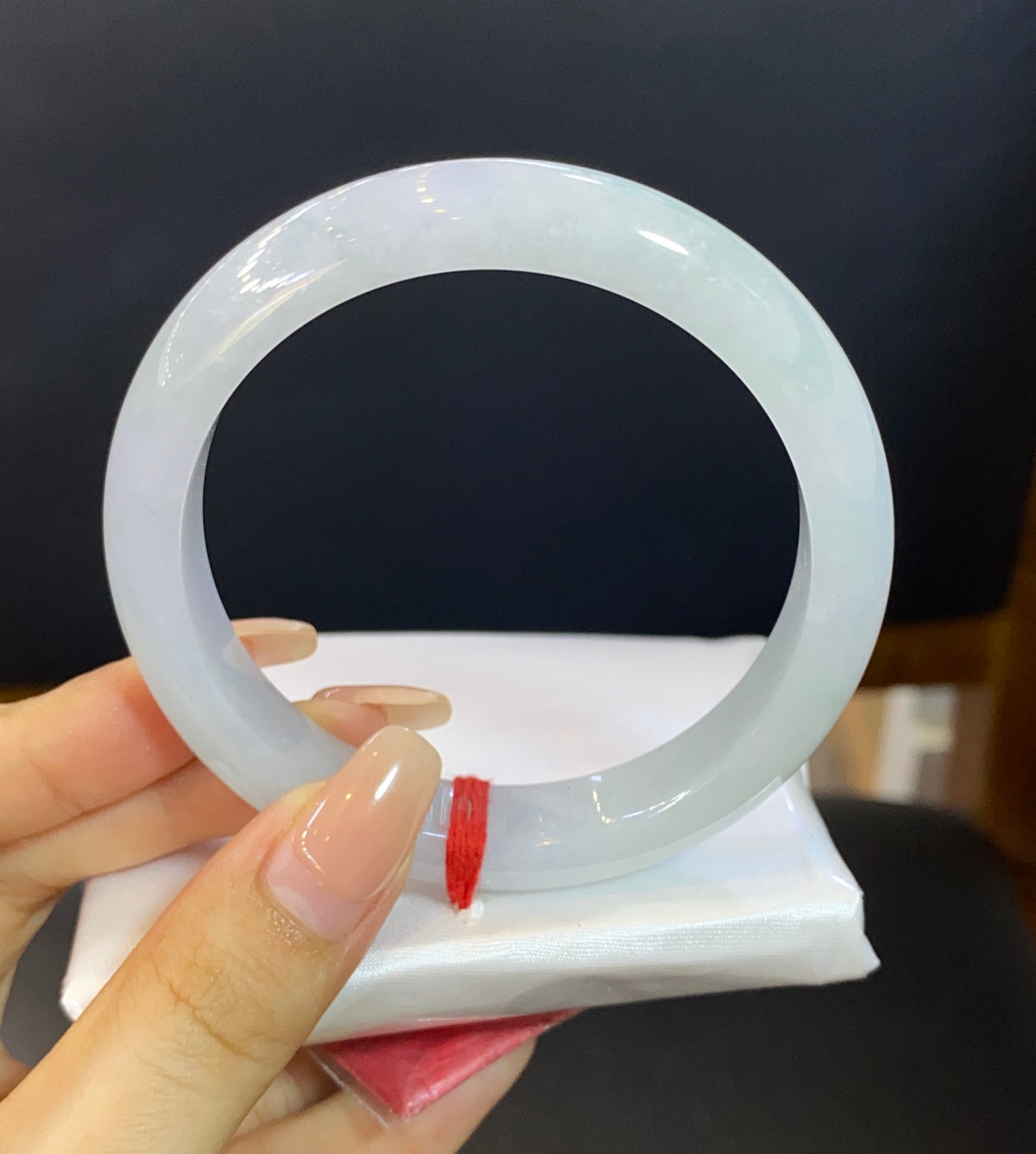 细糯春彩翡翠平安镯57-58 | 编号：23090606-84065 具体尺寸：57.5-11.7-8（wg0067426）