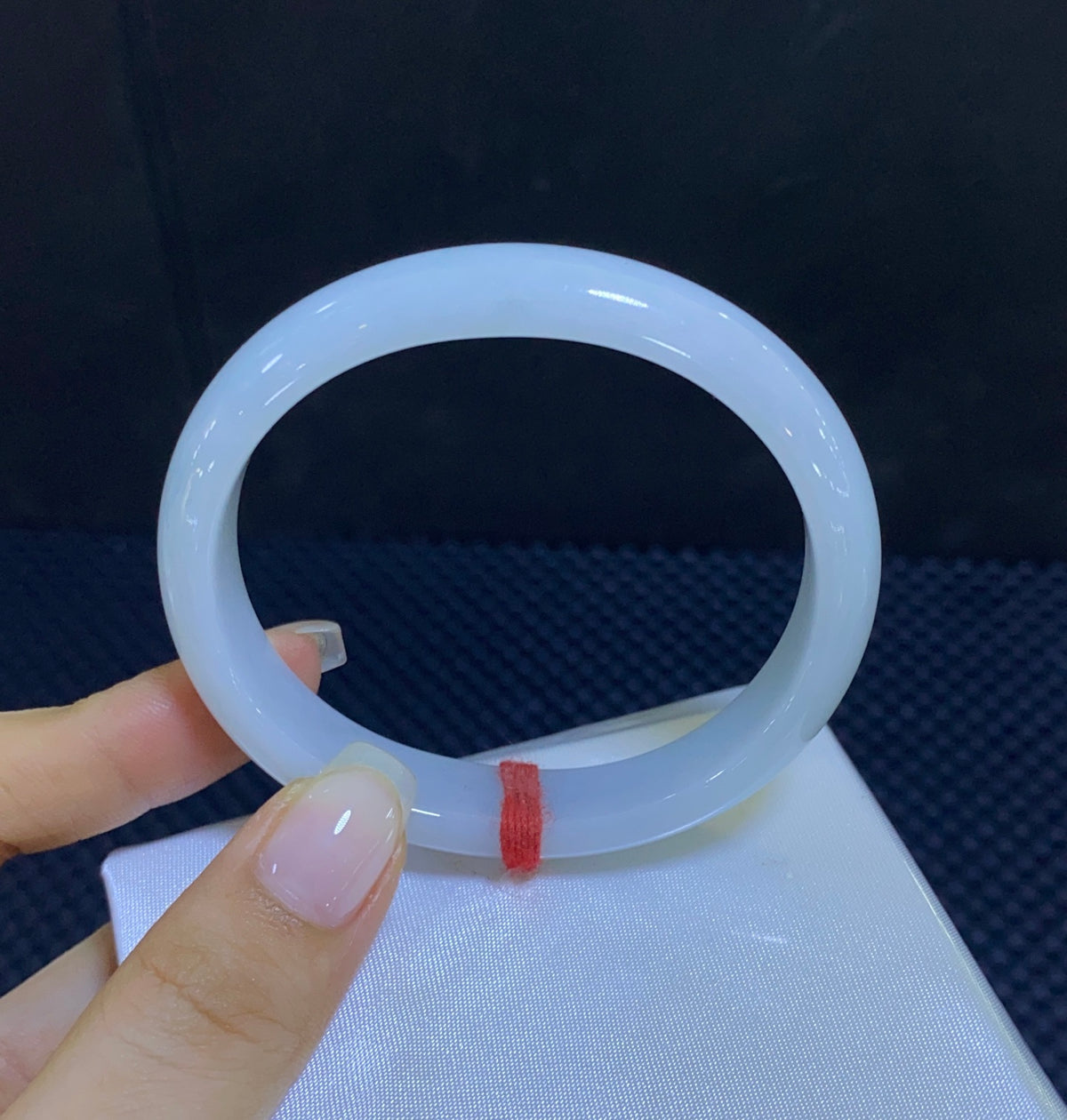 51-52｜ 编号：23072612-18009 具体尺寸：53.2-12.1-7.6 简约百搭白月光 通勤耐看（wg0081259）