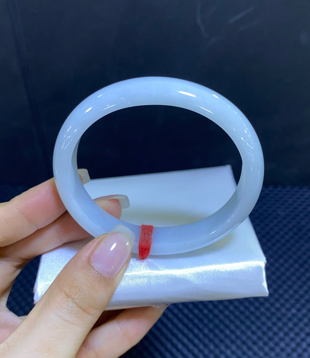 51-52｜ 编号：23072612-18009 具体尺寸：53.2-12.1-7.6 简约百搭白月光 通勤耐看（wg0081259）