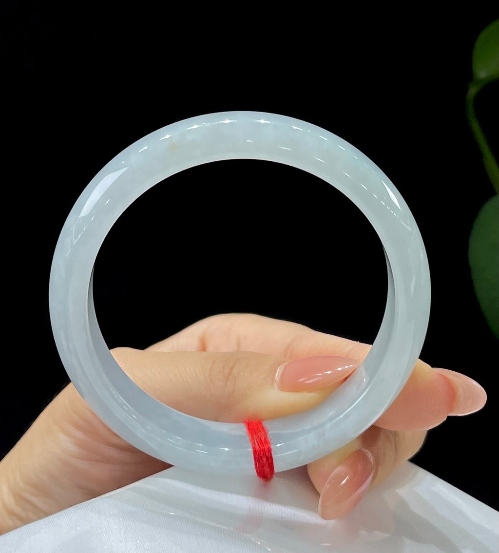 糯冰淡蓝底平安镯A9425号 编号：26010316-4001-C19-6 具体尺寸：56.7-12.2-7.9（wg0038706）